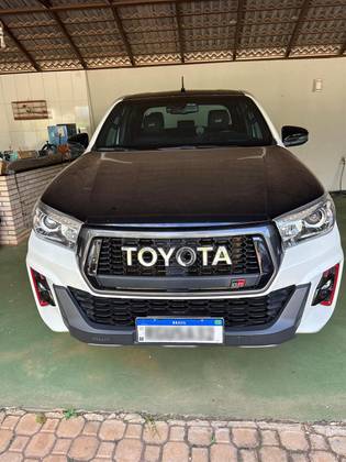 TOYOTA HILUX 4.0 V6 GR SPORT 4X4 CD GASOLINA AUTOMÁTICO TOYOTA HILUX 4.0 V6 GR SPORT 4X4 CD GASOLINA AUTOMÁTICO
